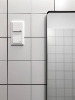Bathroom renovation by Ivo Jelinek from Amsterdam's design studio IJarchitecture 