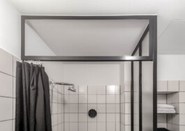 Bathroom renovation by Ivo Jelinek from Amsterdam's design studio IJarchitecture 