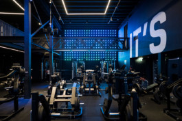 TrainMore Oost Gym. Design by JPS architecten & Ivo Jelinek IJarchitecture 